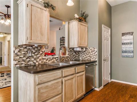 2404 Westchester Dr, Moore, OK 73160 photo 19