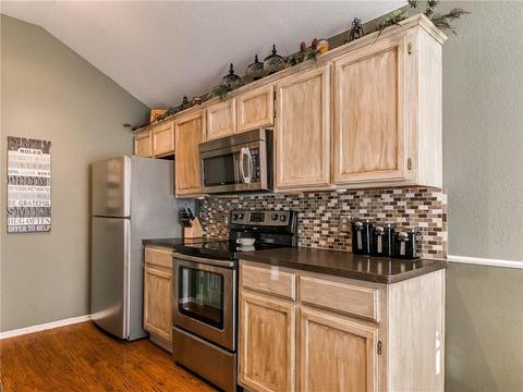 2404 Westchester Dr, Moore, OK 73160 photo 20