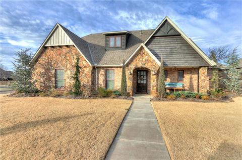 3117 Hillside Dr, Edmond, OK 73012 photo 1