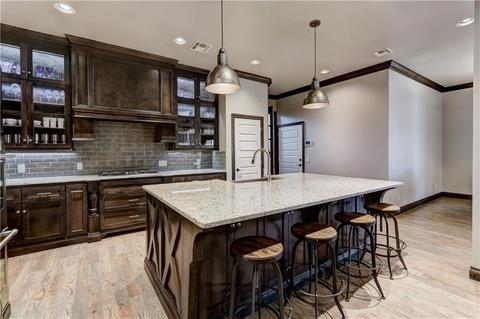 3117 Hillside Dr, Edmond, OK 73012 photo 8
