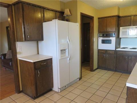 601 Comanche Trl, Altus, OK 73521 photo 6