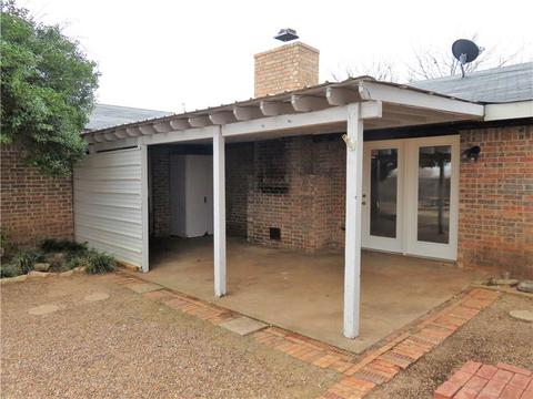 601 Comanche Trl, Altus, OK 73521 photo 17