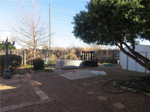 601 Comanche Trl, Altus, OK 73521 photo 23
