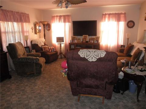 404 Chickasaw Trl, Burns Flat, OK 73624 photo 3