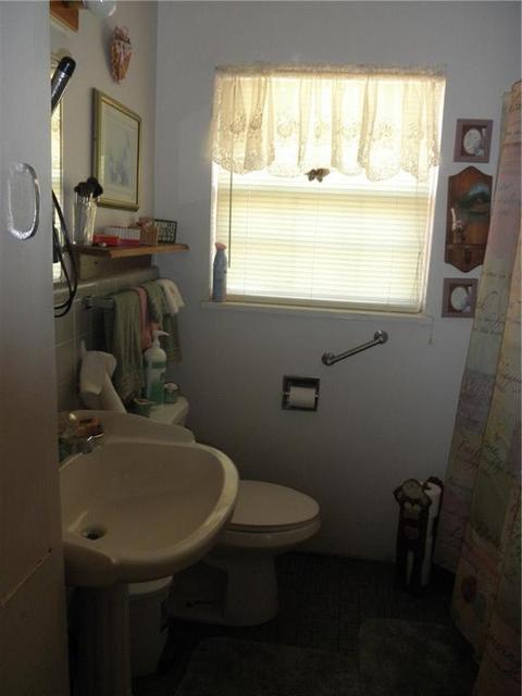 404 Chickasaw Trl, Burns Flat, OK 73624 photo 18