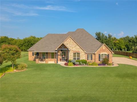 1306 Sycamore Trl, Tuttle, OK 73089 photo 2