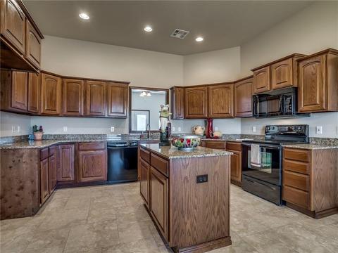 2083 County Road 1237 Rd, Tuttle, OK 73089 photo 4