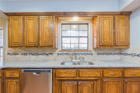 5008 Hughes Dr, Tuttle, OK 73089 photo 18