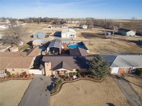 407 E Roh, Thomas, OK 73669 photo 1