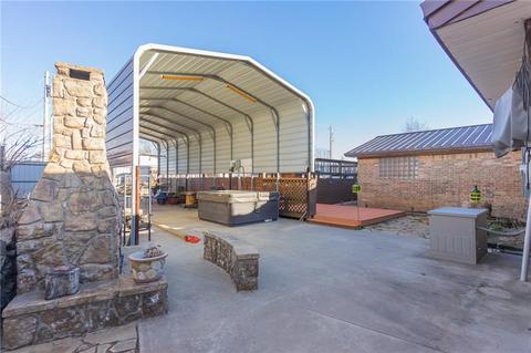 407 E Roh, Thomas, OK 73669 photo 6