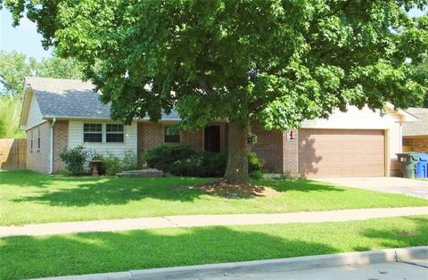1705 Rolling Stone Dr, Norman, OK 73071 photo 2