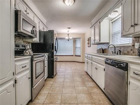 1705 Rolling Stone Dr, Norman, OK 73071 photo 11