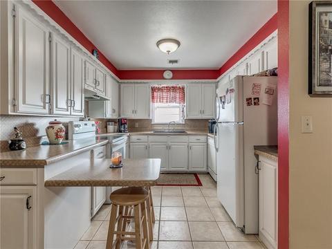 730 E Broadway, Thomas, OK 73669 photo 10