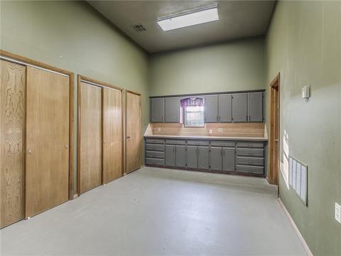 730 E Broadway, Thomas, OK 73669 photo 24