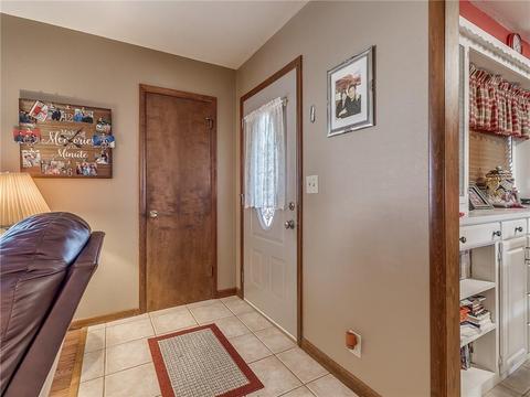 730 E Broadway, Thomas, OK 73669 photo 3