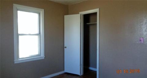 1216 Hickory, Altus, OK 73521 photo 9