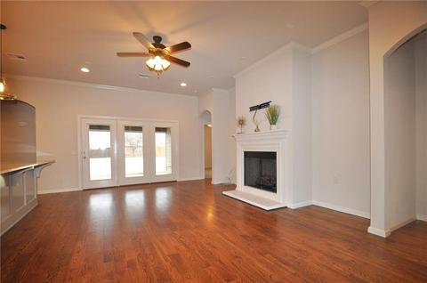 3105 S Eastern Ave, Moore, OK 73160 photo 4