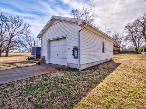 4009 N Kickapoo Ave, Shawnee, OK 74804 photo 28