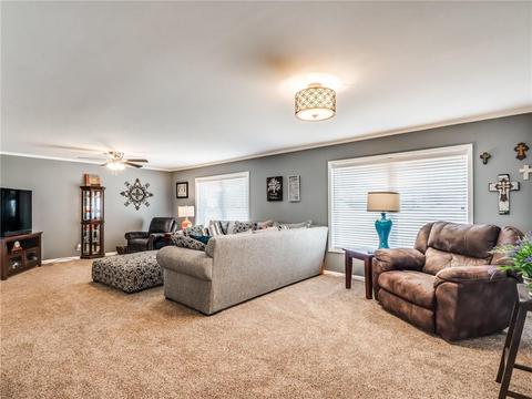 4009 N Kickapoo Ave, Shawnee, OK 74804 photo 6