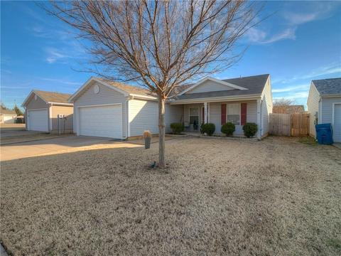 112 Bryan Dr, Edmond, OK 73003 photo 2