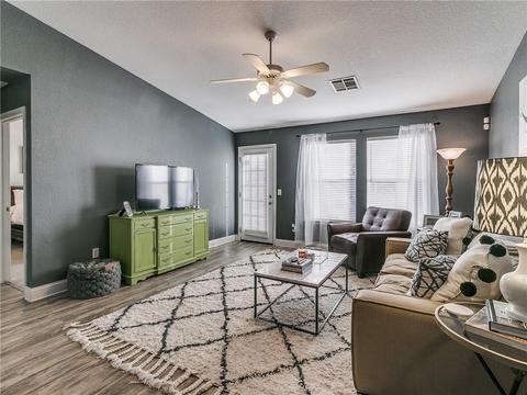 112 Bryan Dr, Edmond, OK 73003 photo 9