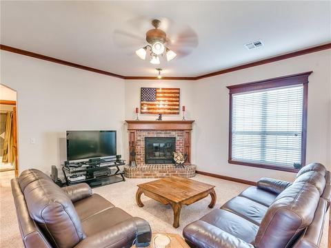 1323 Daniel Way, Tuttle, OK 73089 photo 5