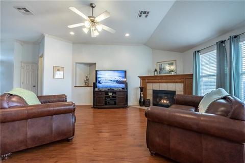 1509 Mead Ln, Moore, OK 73170 photo 5