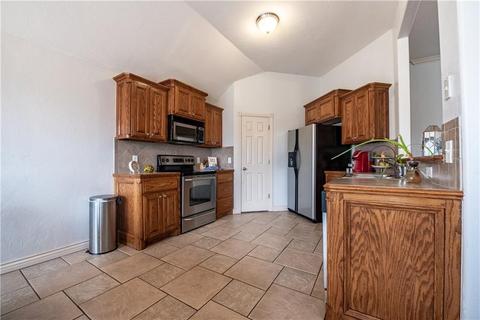 1509 Mead Ln, Moore, OK 73170 photo 6