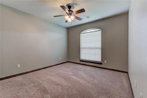 1305 Riata Rd, Tuttle, OK 73089 photo 32