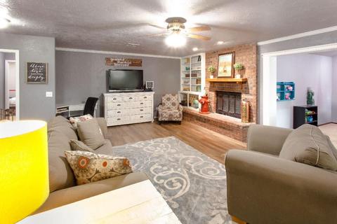 9 Easy St, Clinton, OK 73601 photo 4
