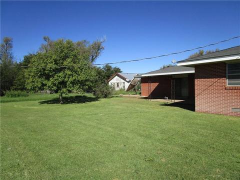 110 N 8th St, Eldorado, OK 73537 photo 28