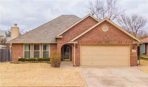 404 Baker St, Norman, OK 73072 photo 1