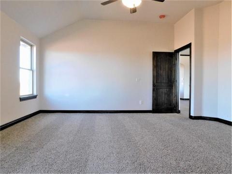 Undisclosed, Moore, OK 73160 photo 11