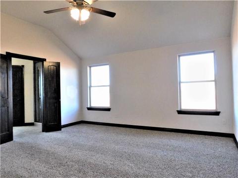 Undisclosed, Moore, OK 73160 photo 10