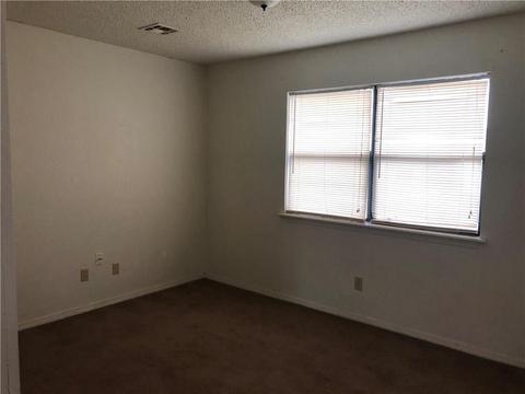 1101 Loyadell St, Altus, OK 73521 photo 4