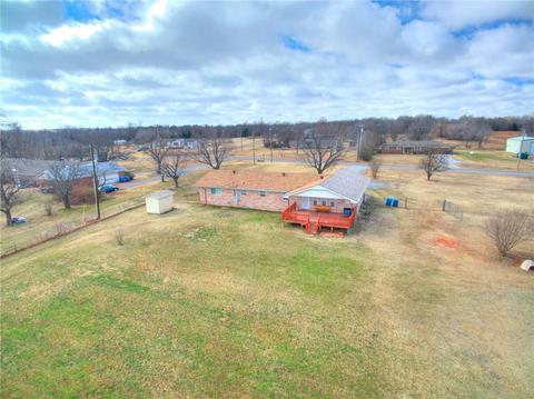 408 S Cemetery Rd, Tuttle, OK 73089 photo 5