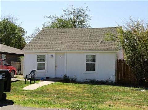 210 E Mosier St, Norman, OK 73069 photo 1