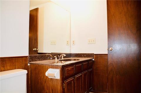 2107 Meench Dr, Moore, OK 73170 photo 13