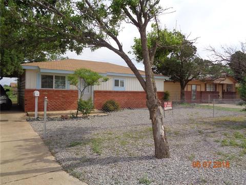 1133 W Davis St, Altus, OK 73521 photo 1