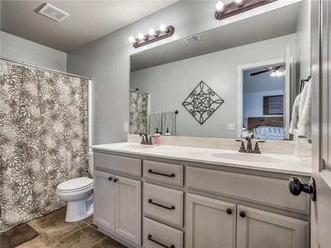 4416 Brooklyn Ave, Moore, OK 73160 photo 9