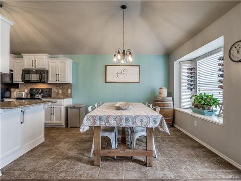 4416 Brooklyn Ave, Moore, OK 73160 photo 5