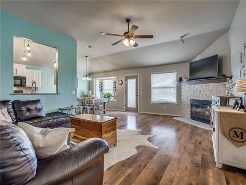 4416 Brooklyn Ave, Moore, OK 73160 photo 3