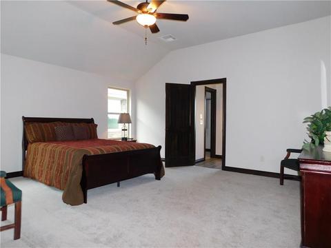 Undisclosed, Moore, OK 73160 photo 16