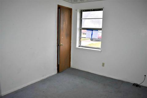 1125 Apache St, Chickasha, OK 73018 photo 9