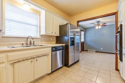 511 E 29th St, Edmond, OK 73013 photo 14