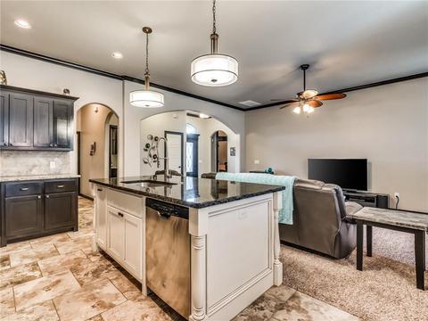 2604 Siena Ln, Moore, OK 73160 photo 12
