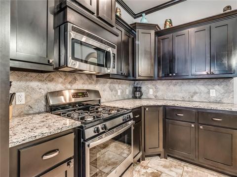 2604 Siena Ln, Moore, OK 73160 photo 13