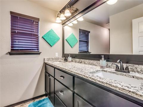 2604 Siena Ln, Moore, OK 73160 photo 24