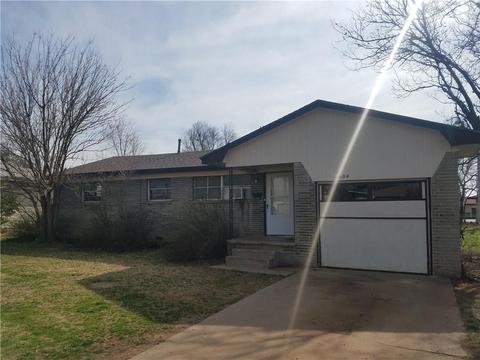 604 Judy Ave, Altus, OK 73521 photo 1