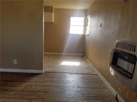 604 Judy Ave, Altus, OK 73521 photo 7